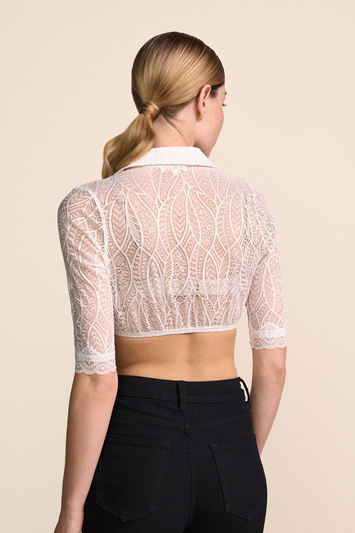 Kruger Ysabeau dirndl blouse in ecru, styled