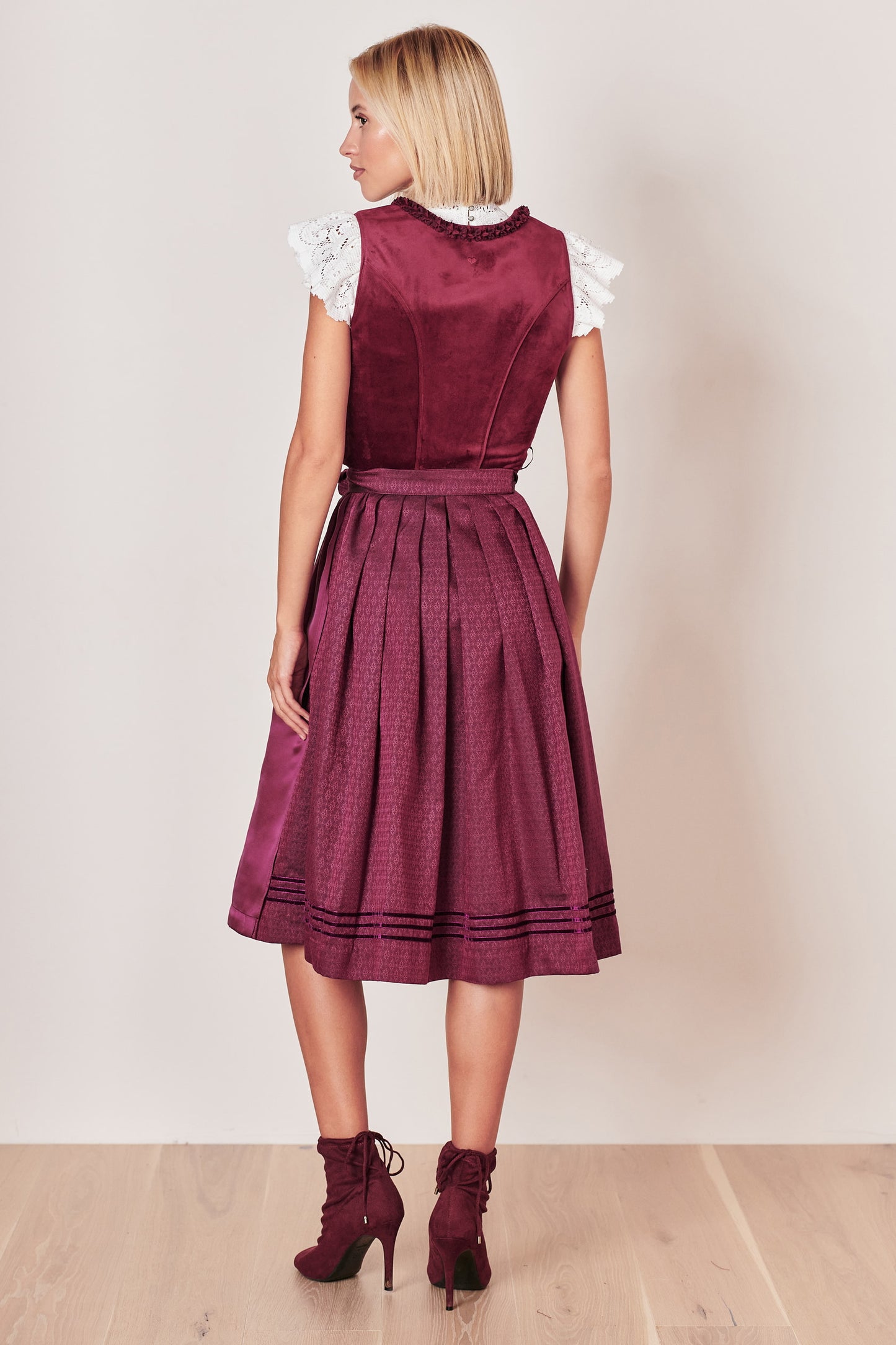 Julia Trentini Mathilda Dirndl, Berry — 70cm Long
