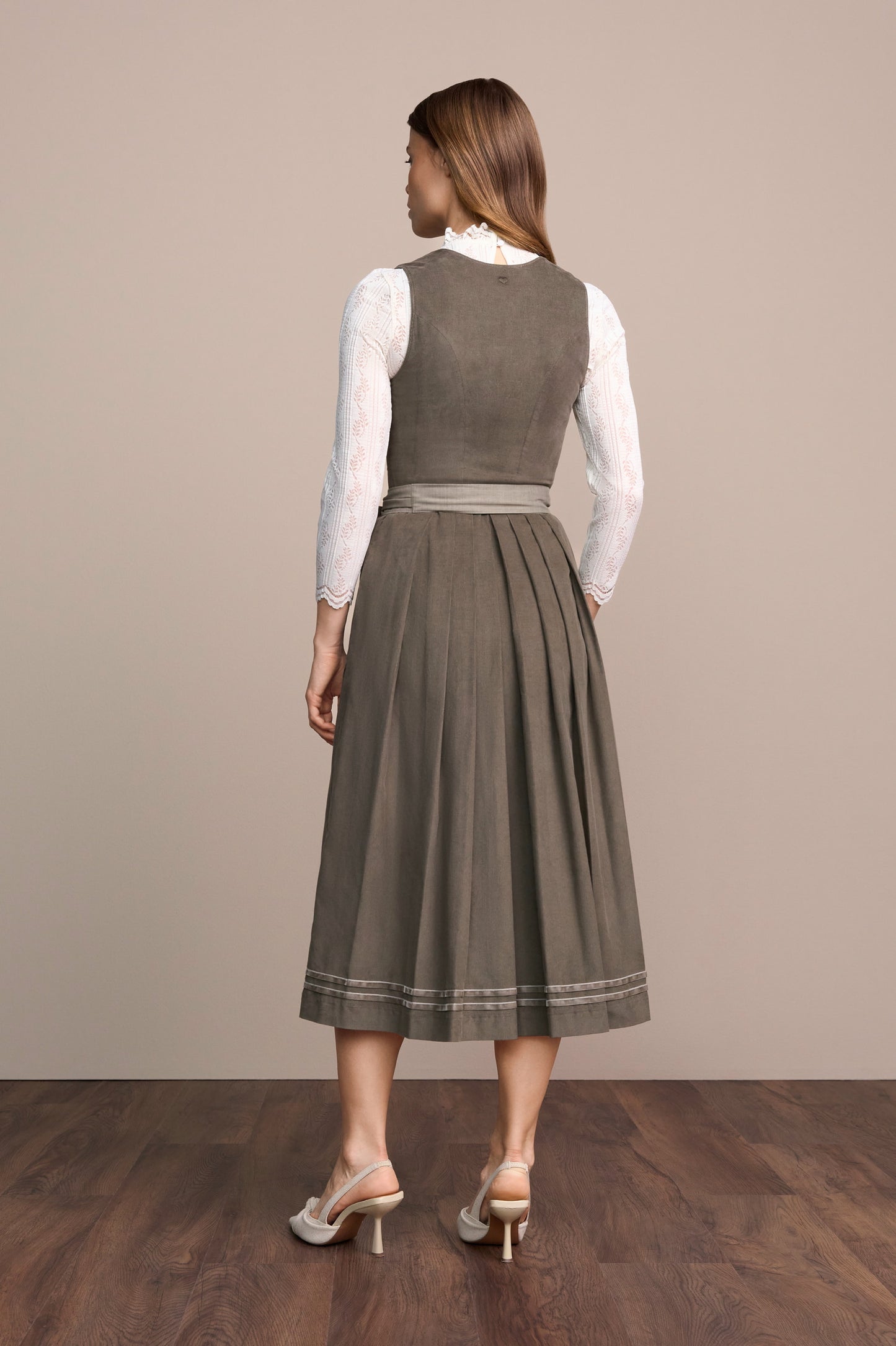 Julia Trentini Heike maxi dirndl, detail