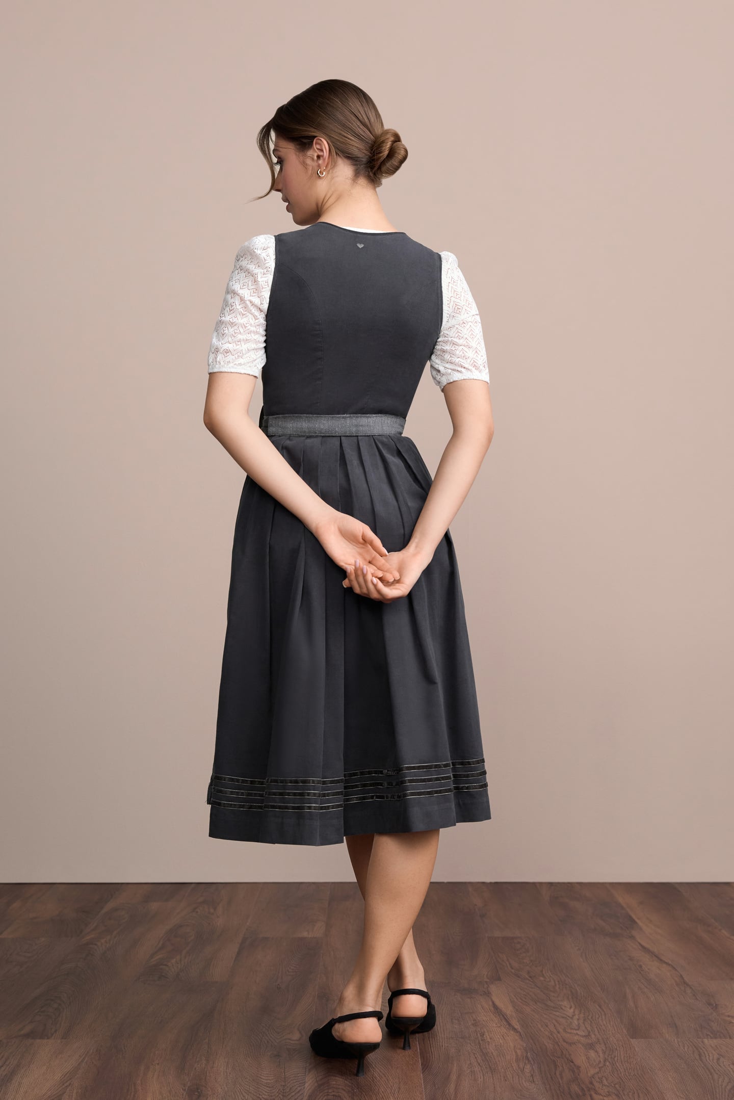 Julia Trentini Anselma Dirndl, Grey — 70cm Long