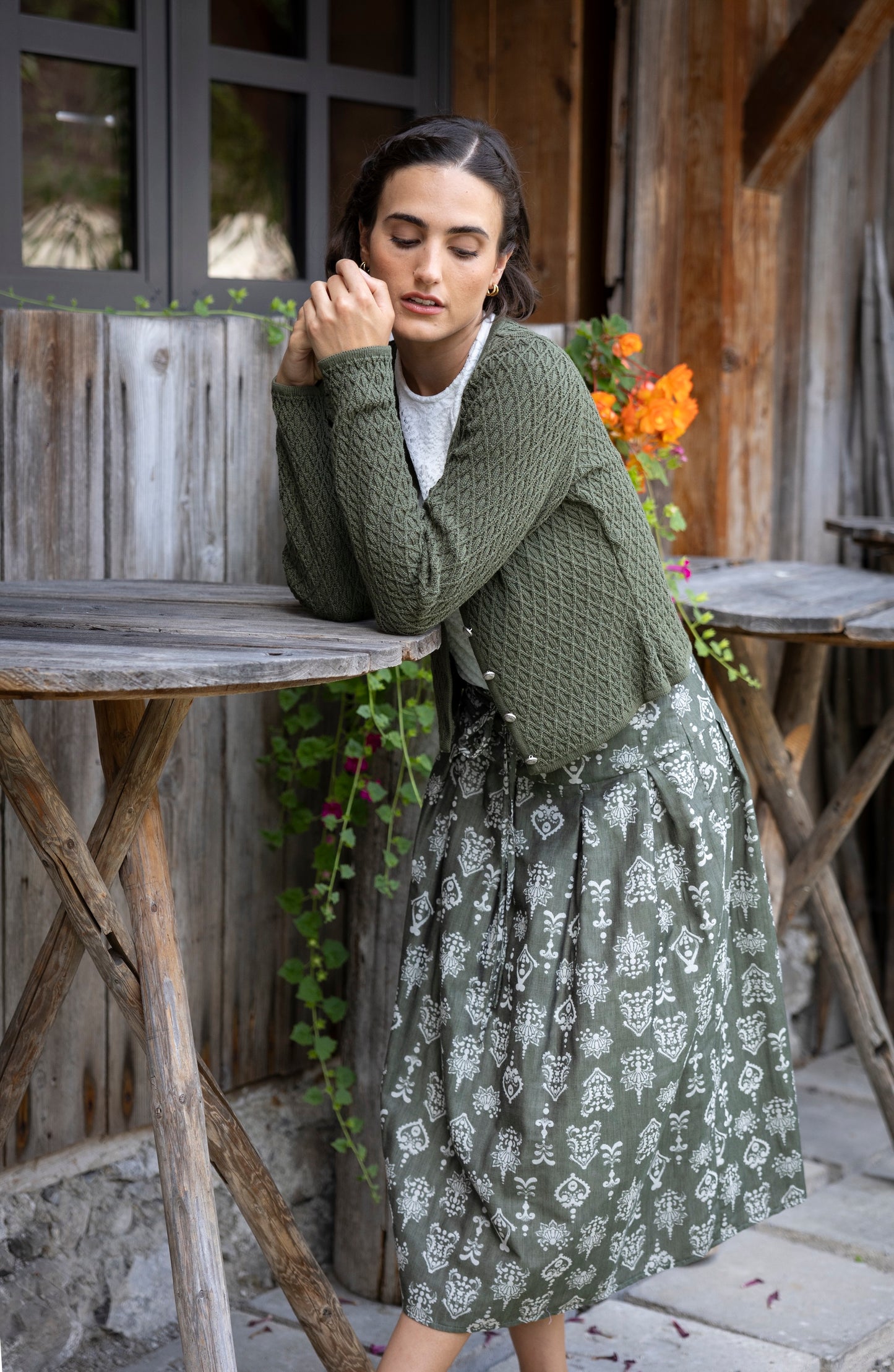 Berwin Traditional Skirt, Olive Green — 80cm