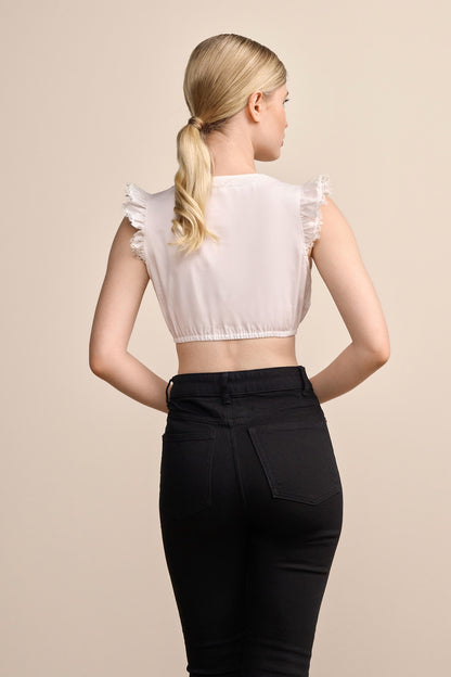 Kruger Zua dirndl blouse in ecru, styled