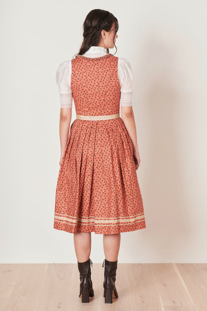 Julia Trentini Sandra Dirndl, Peach — 70cm Long
