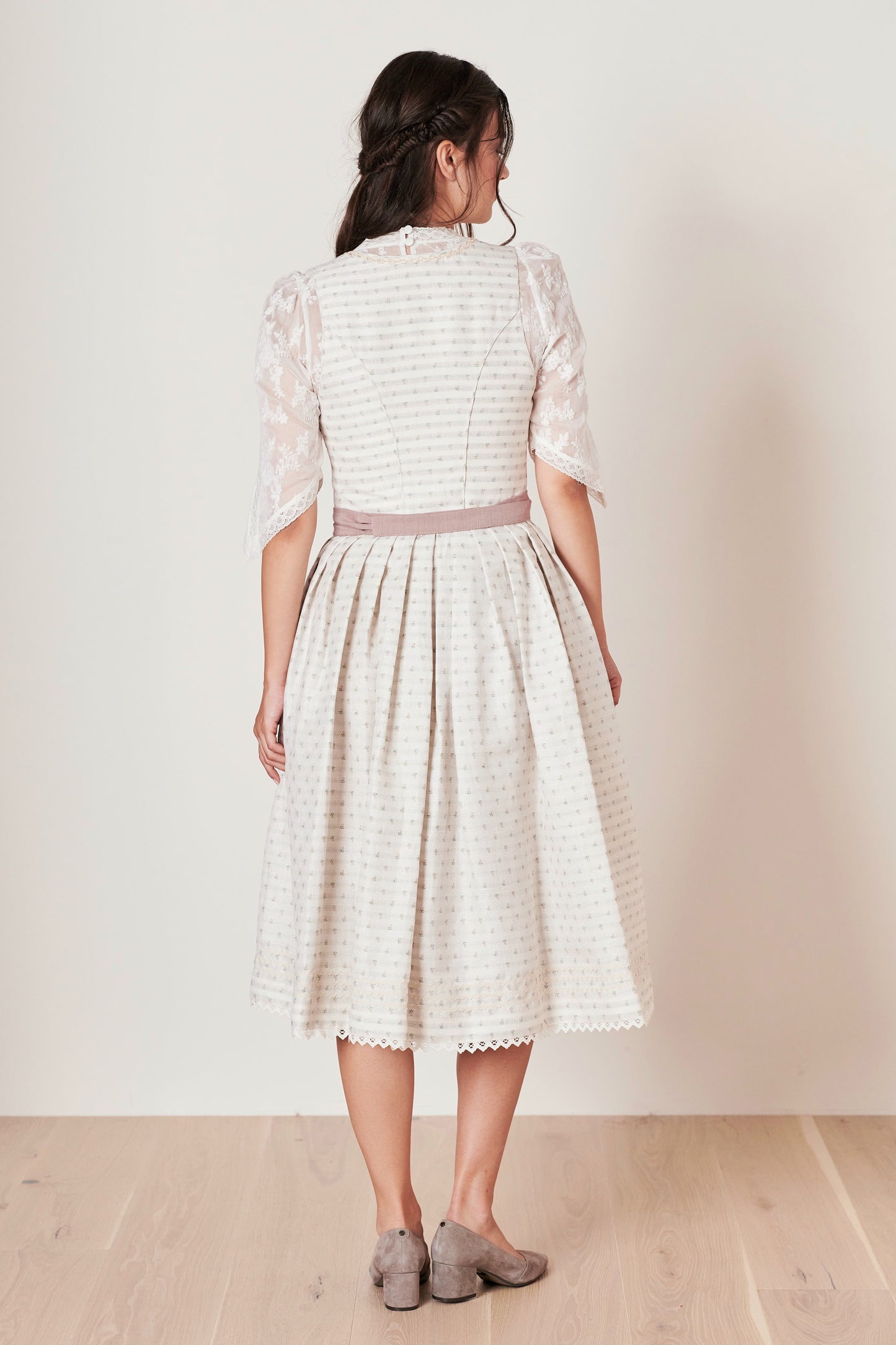 Julia Trentini Latizia Dirndl, Beige — 70cm Long