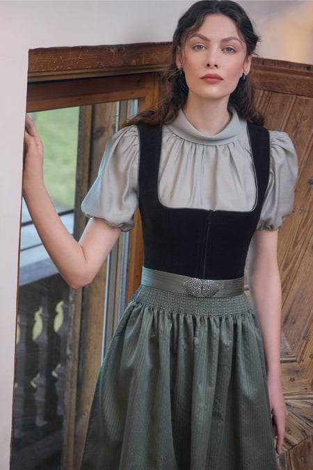Julia Trentini Samina Dirndl, Black — 70cm Long