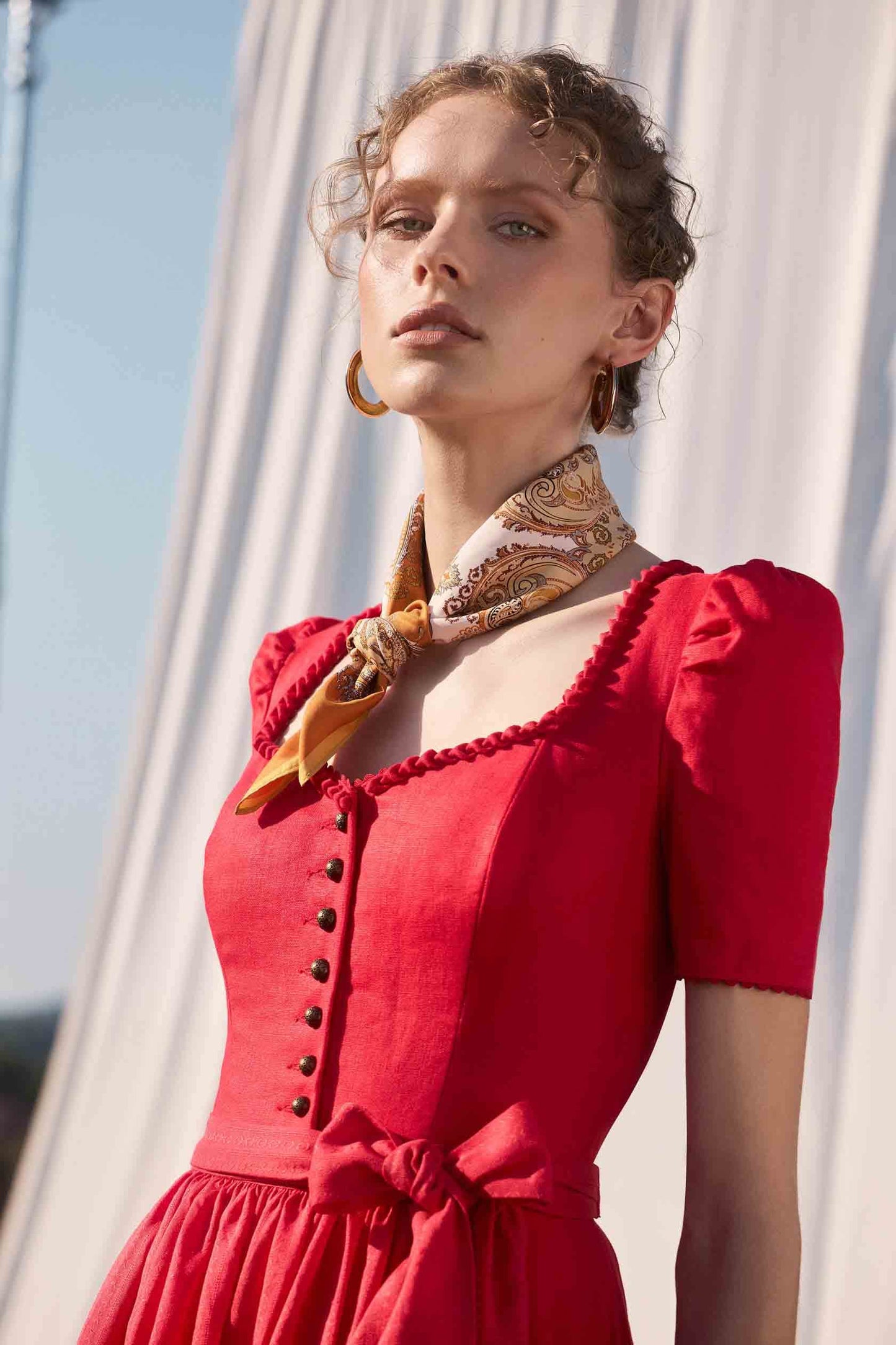 Julia Trentini Adriana maxi dirndl, detail