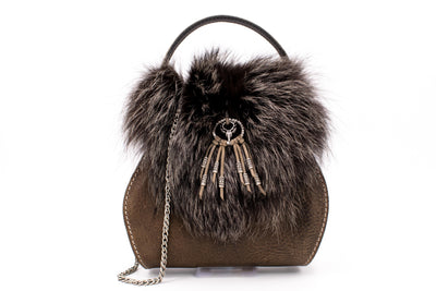 Evening bag in brown with dark fur and deer appliqué