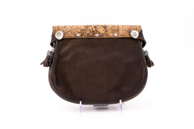 Kilt handbag in brown with fox fur and crest appliqué