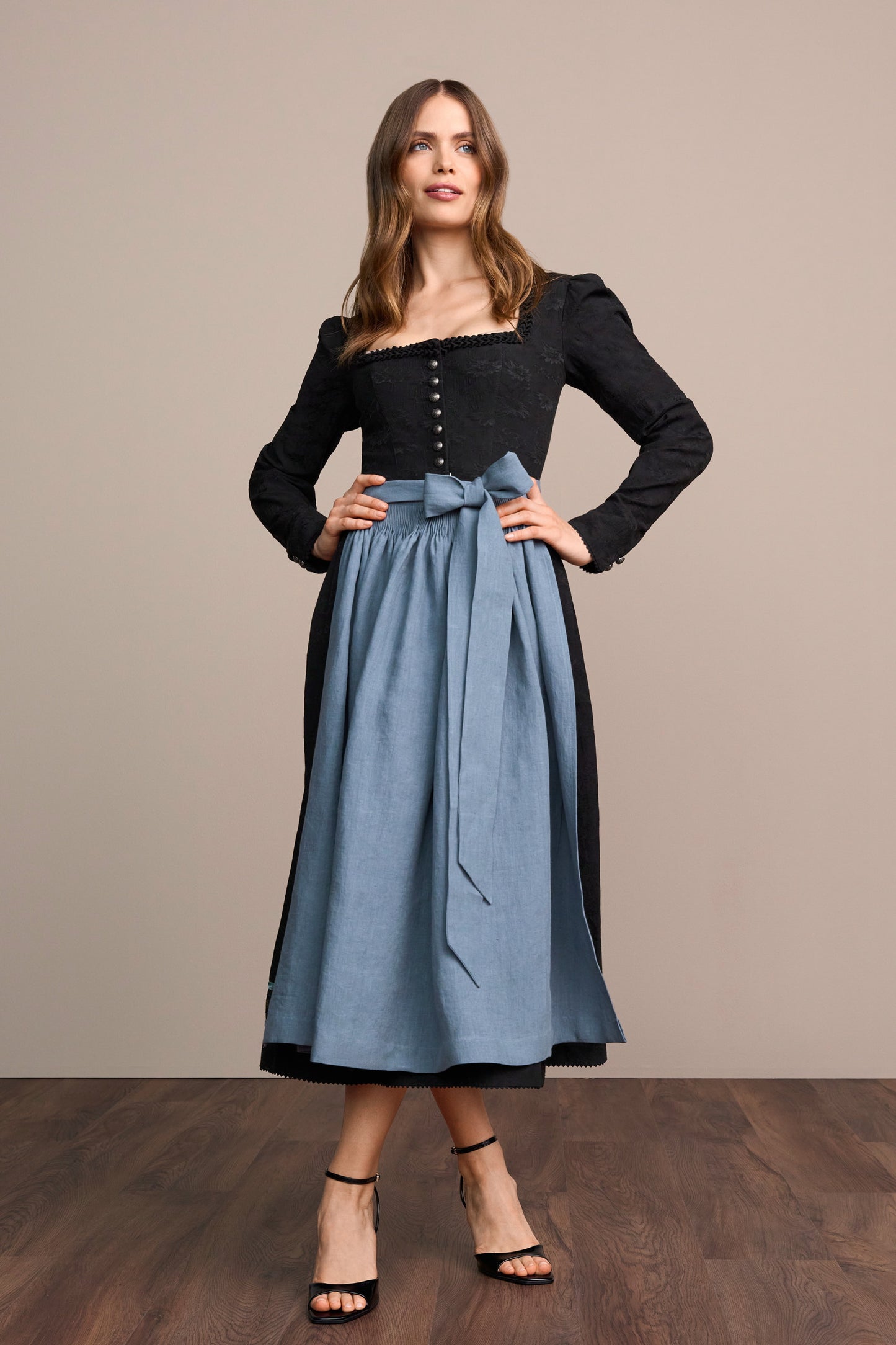 Julia Trentini Sylvia maxi dirndl in black, 80cm