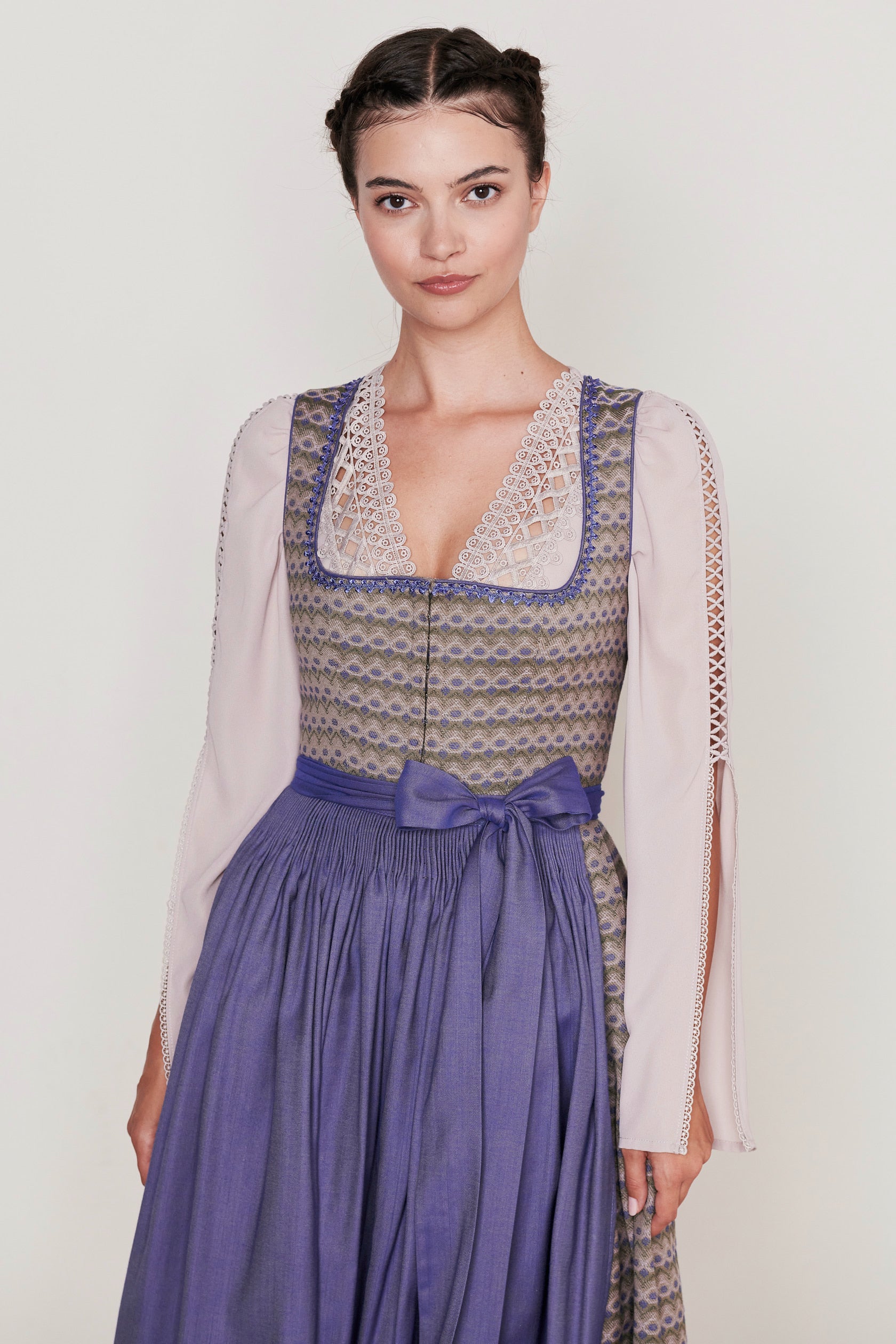 Julia Trentini Rafaela Wool Dirndl, Purple — 70cm Long – Simply