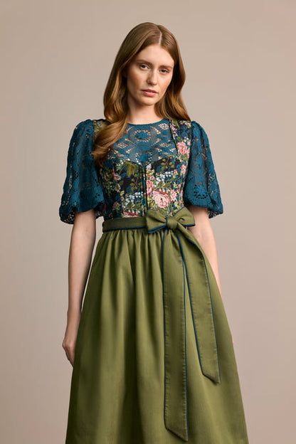 Julia Trentini Franzi Dirndl - view 2