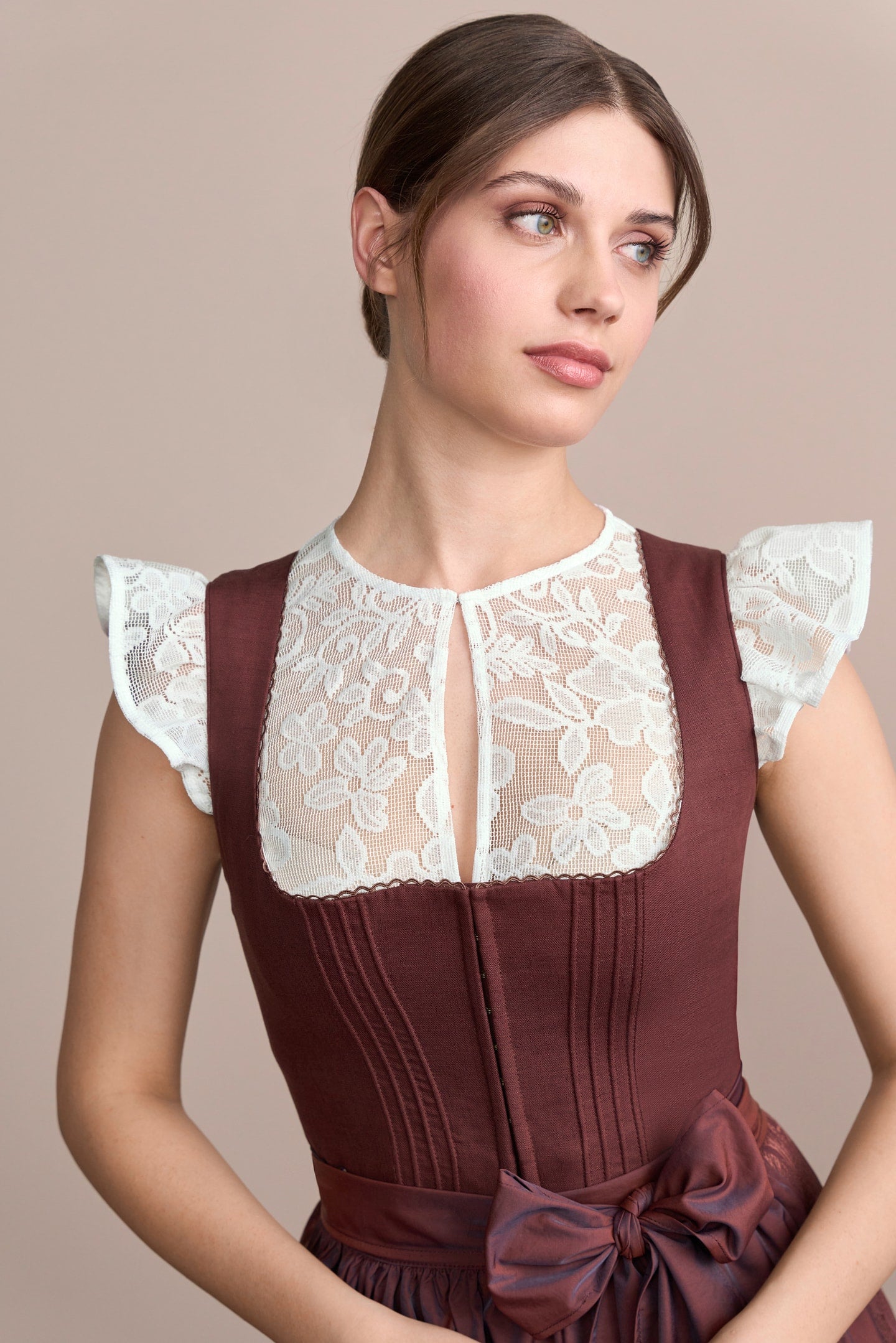 Julia Trentini Norelia Dirndl, Red — 70cm Long