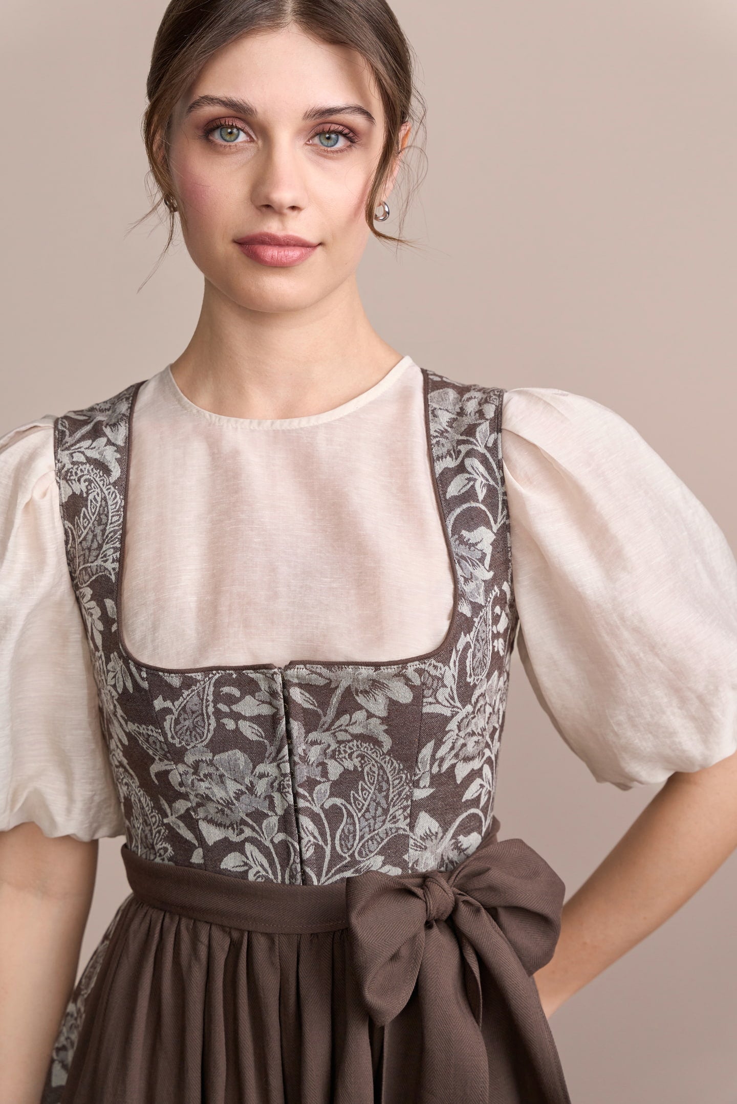 Julia Trentini Odita Dirndl, Brown — 80cm Maxi