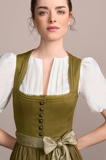 Julia Trentini Marianna maxi dirndl, back view