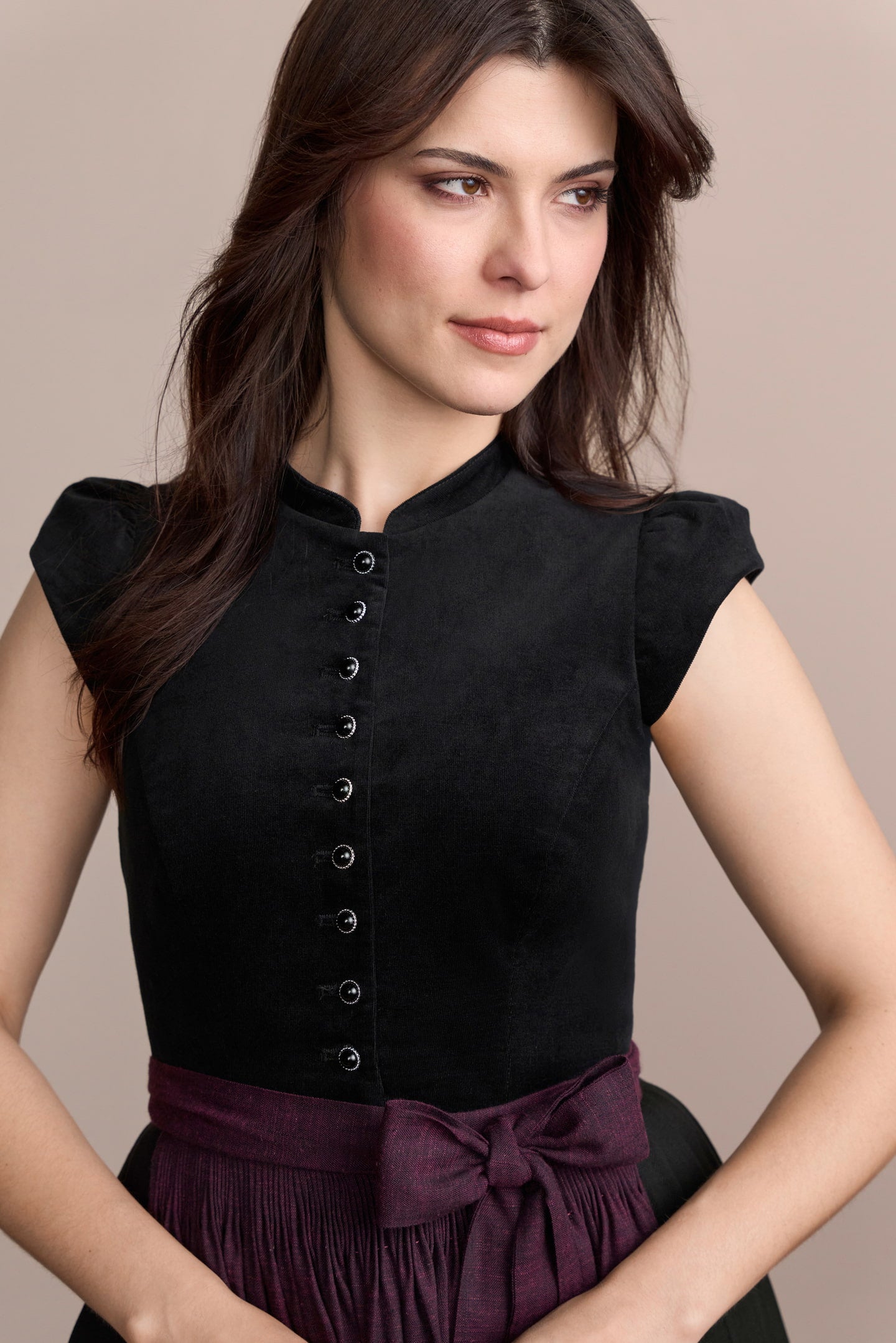 Julia Trentini Naela Dirndl, Black — 80cm Maxi