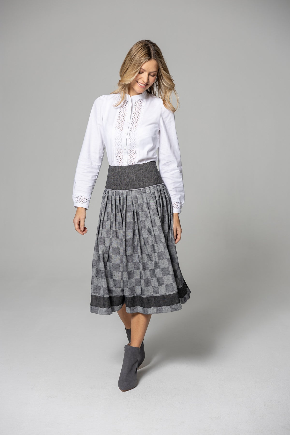 Berwin Traditional Skirt, Medium Grey — 75cm