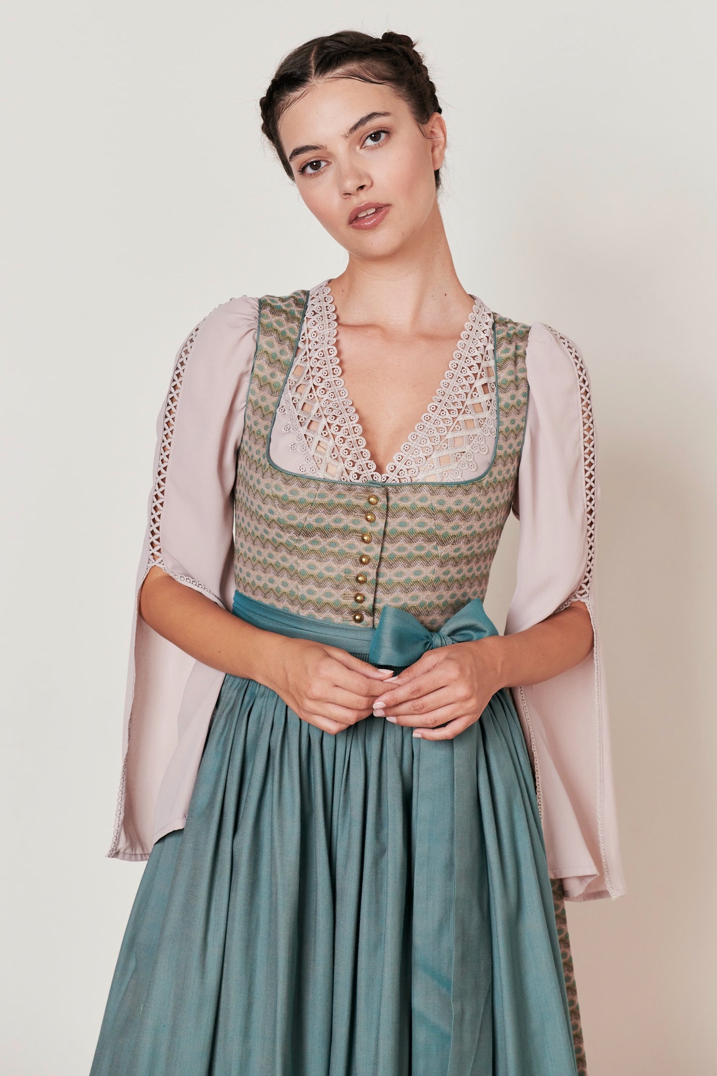 Julia Trentini Susanne Dirndl, Olive — 70cm Long