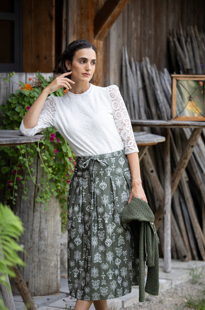 Berwin Traditional Skirt, Olive Green — 80cm