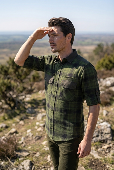 Tom Collins Men's Roll-Sleeve Flannel Jagd Shirt — Forest & Black Check